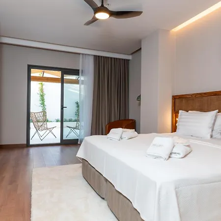 Cunda Kizilca Deluxe & Ayvalı