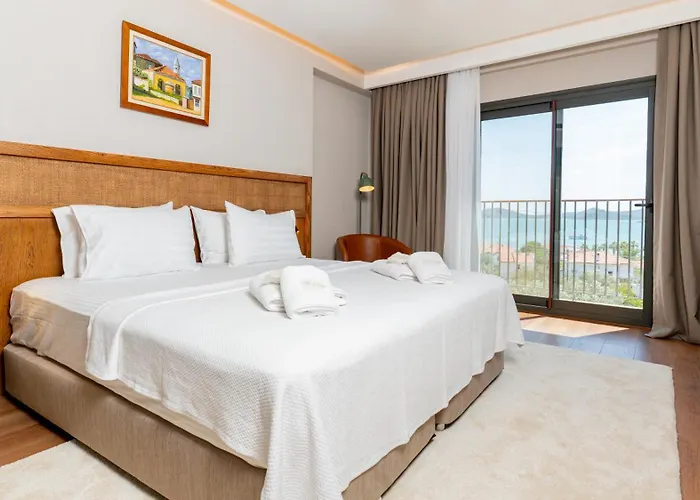 מלון Cunda Kizilca Deluxe &