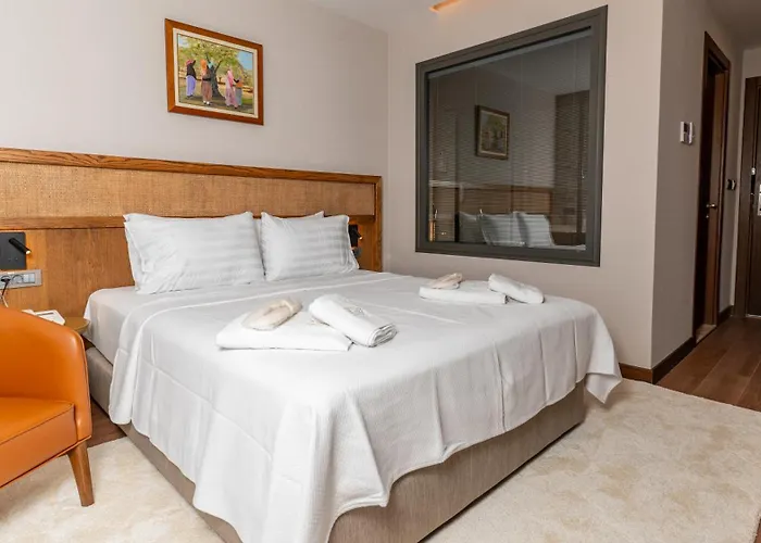 Cunda Kizilca Deluxe & Hotel 4*